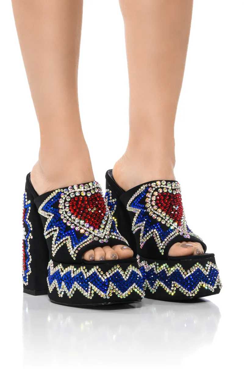 AZALEA WANG LOGAN EMBELLISHED CHUNKY SANDAL IN MULTI