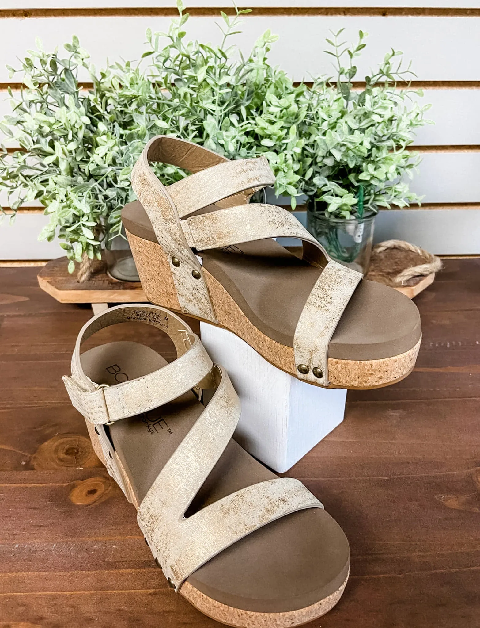 Corky's Spring Fling Wedge- Gold