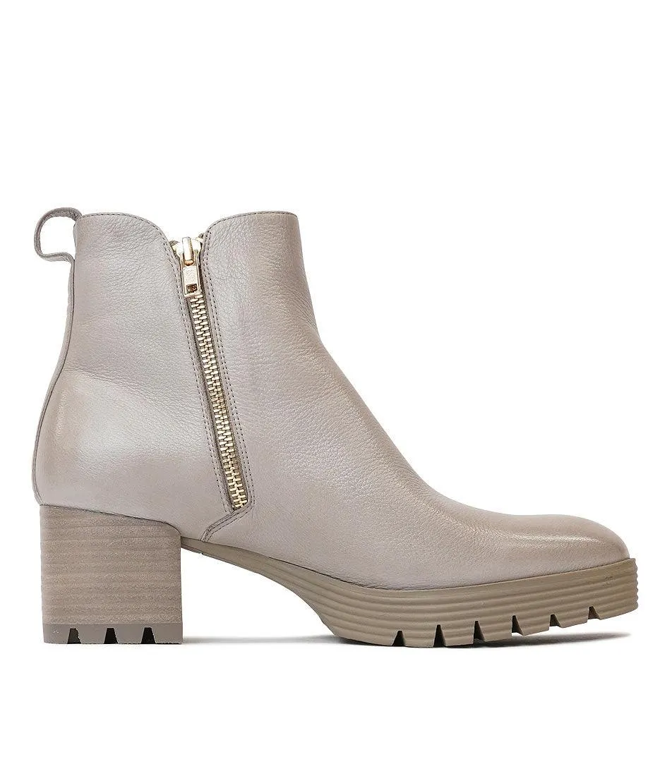 Dinis Ash Leather Ankle Boots