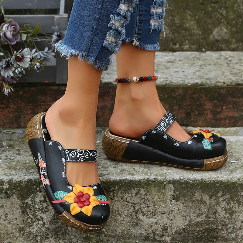 Ethnic flower decor chunky platform closed toe slides