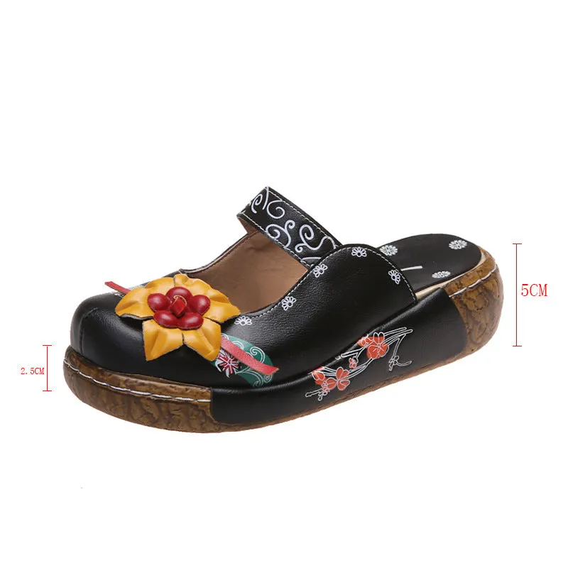 Ethnic flower decor chunky platform closed toe slides