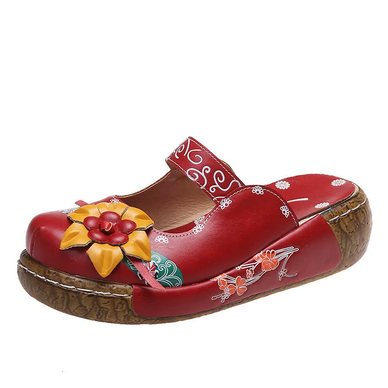 Ethnic flower decor chunky platform closed toe slides