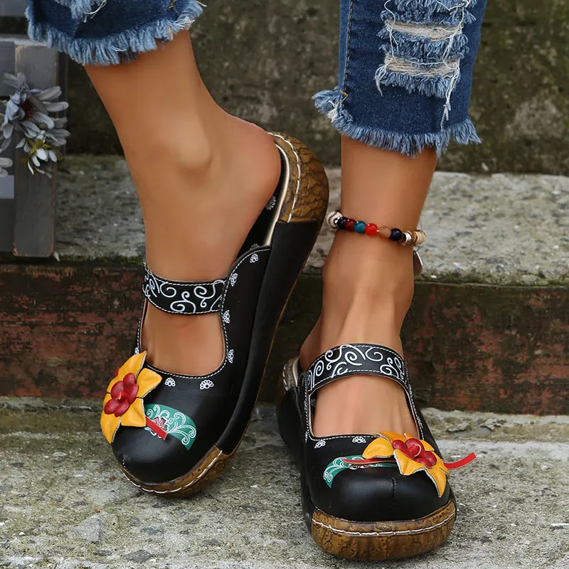 Ethnic flower decor chunky platform closed toe slides