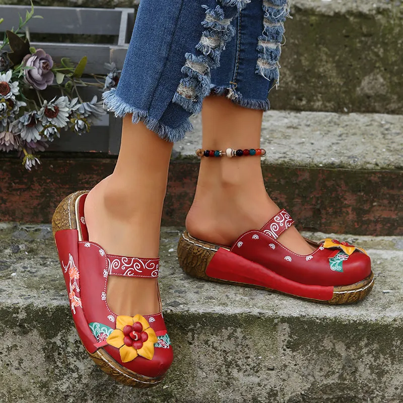 Ethnic flower decor chunky platform closed toe slides