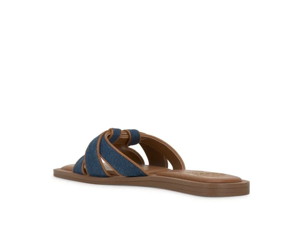 Vince Camuto Barcelens Slides